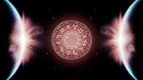 Horoscop weekend 16-17 noiembrie 2024. O zodie va trece printr-o cumpănă